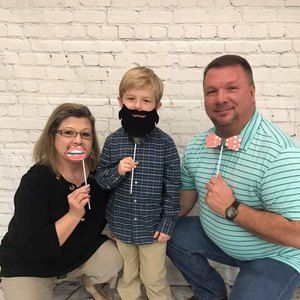 Meet your Posher, Maxine